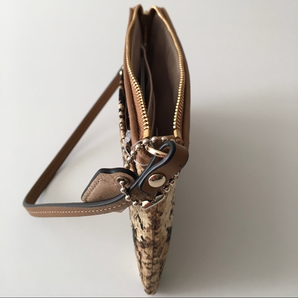 Coach | wristlet - Picture 6 of 8